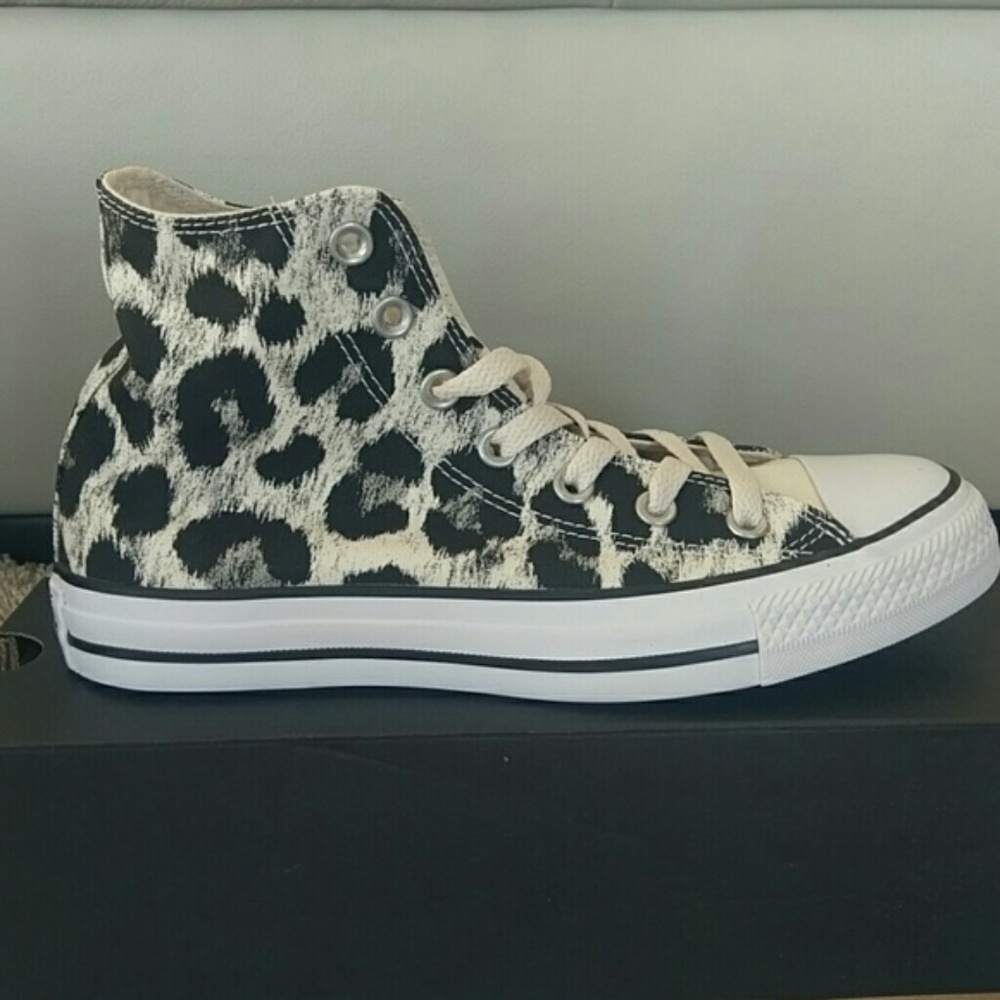 Converse leopard print Chuck Taylor's - Picture 2 of 5